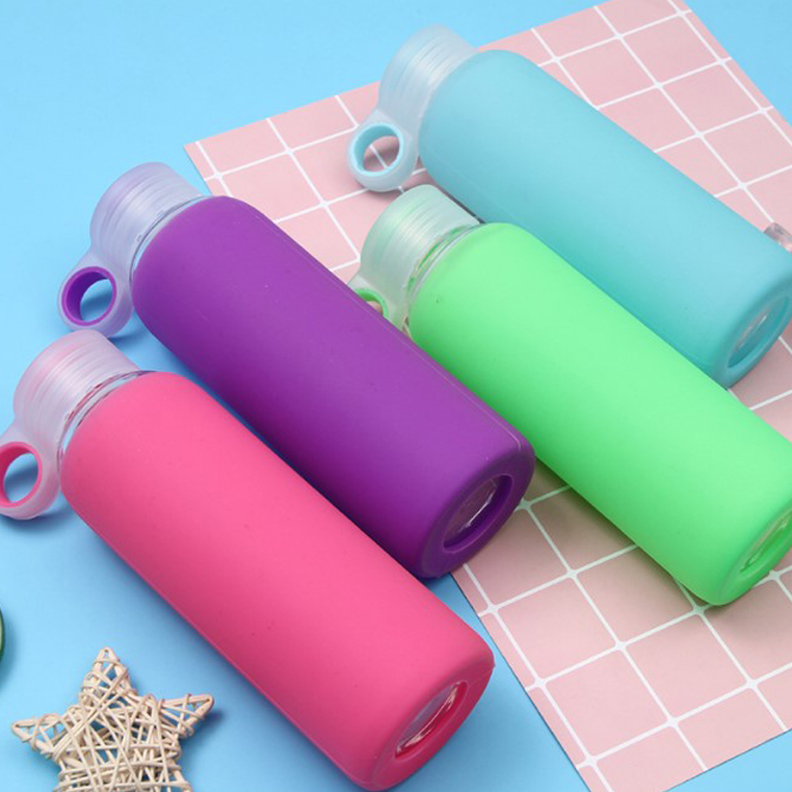 https://www.golmate.com/uploads/image/20211108/13/customized-bpa-free-borosilicate-glass-water-bottle-with-protective-silicone-sleeve-2.jpg